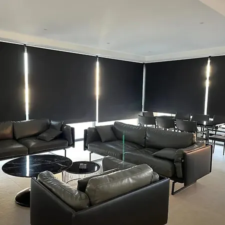 Villa Elegant In + Pool